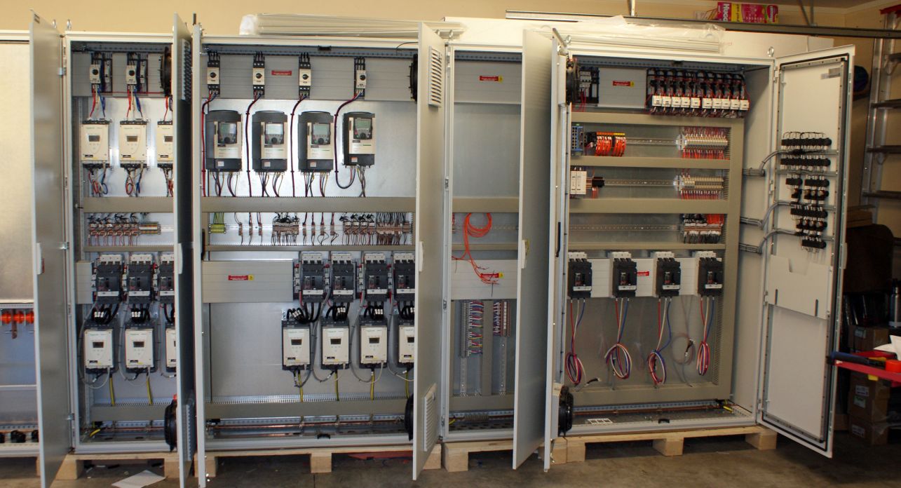 1563256732.jpg customer-story-contol-box-01.jpg